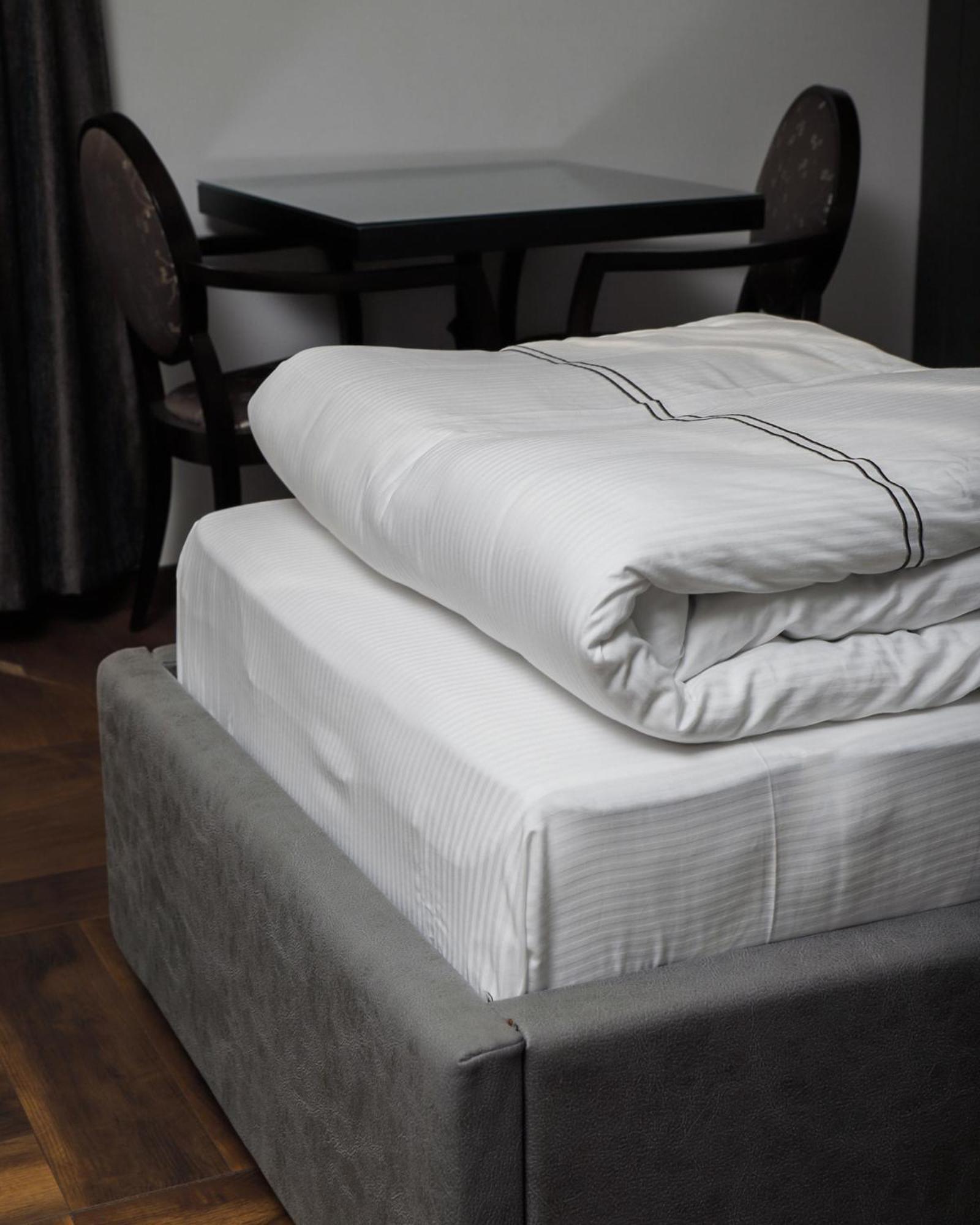 Triumf Hotel Prizren Esterno foto
