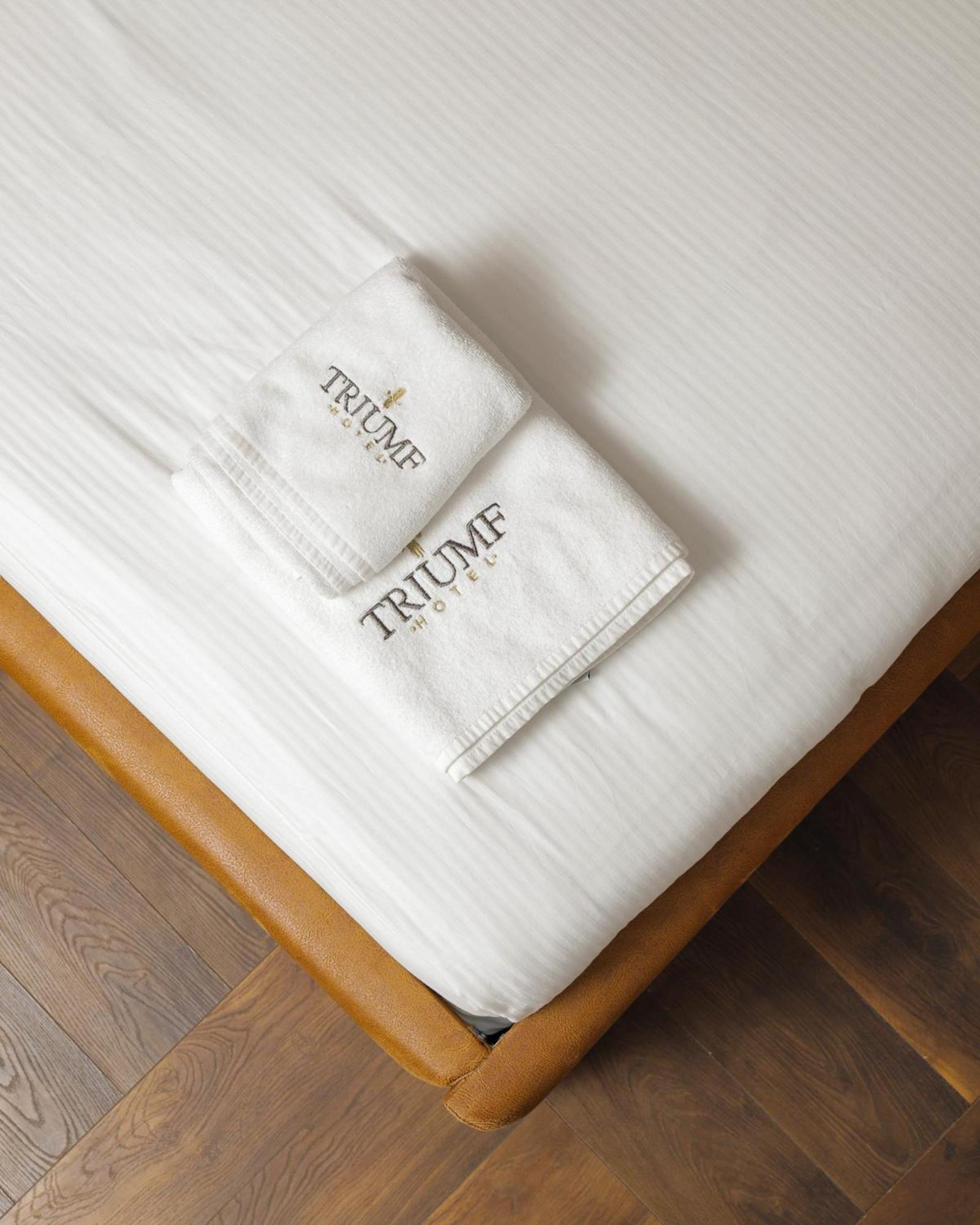 Triumf Hotel Prizren Esterno foto